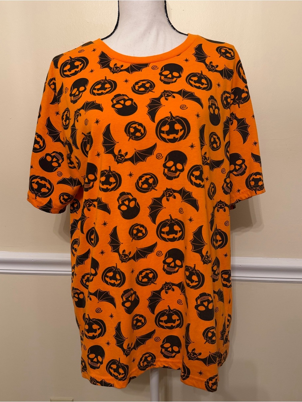 Halloween Orange Skulls Bats Pumpkins Short Sleeve Unisex Tee T-Shirt Xl Berkley